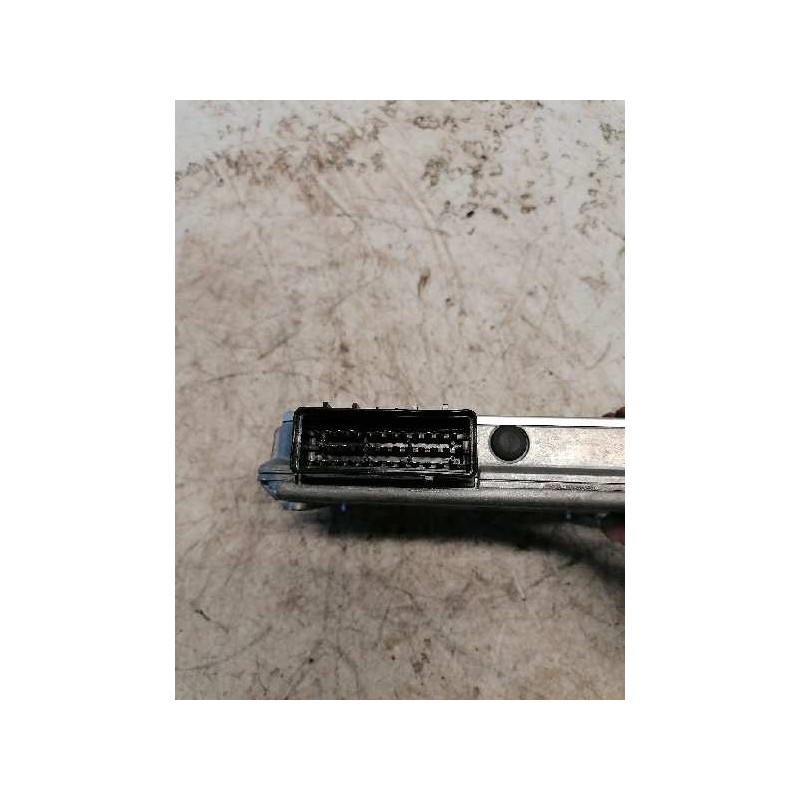 Recambio de centralita motor uce para land rover discovery (lt) td5 referencia OEM IAM RQT100022 - Negro 2