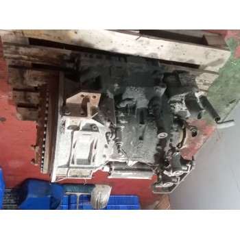 Recambio de caja cambios para mercedes trucks bus atlas referencia OEM IAM 5HP600 4139063775 8321930000