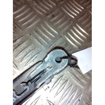 Recambio de brazo limpia delantero para nissan trade 100 chasis cabina referencia OEM IAM   
