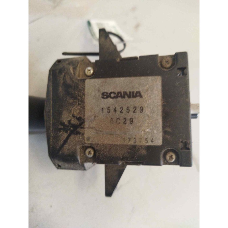 Recambio de mando limpia para scania serie p/g/r (c-clase) 11.7 diesel referencia OEM IAM 1542529 - Blanco 2