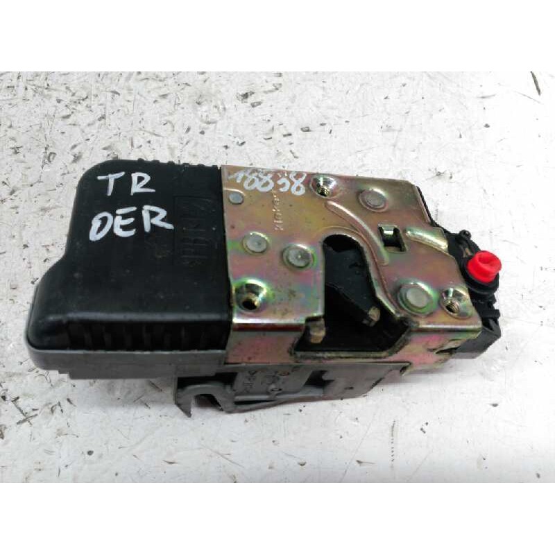 Recambio de cerradura puerta trasera derecha para citroën xantia berlina 1.9 td sx referencia OEM IAM 3