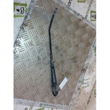 Recambio de brazo limpia delantero para nissan trade 100 chasis cabina referencia OEM IAM   