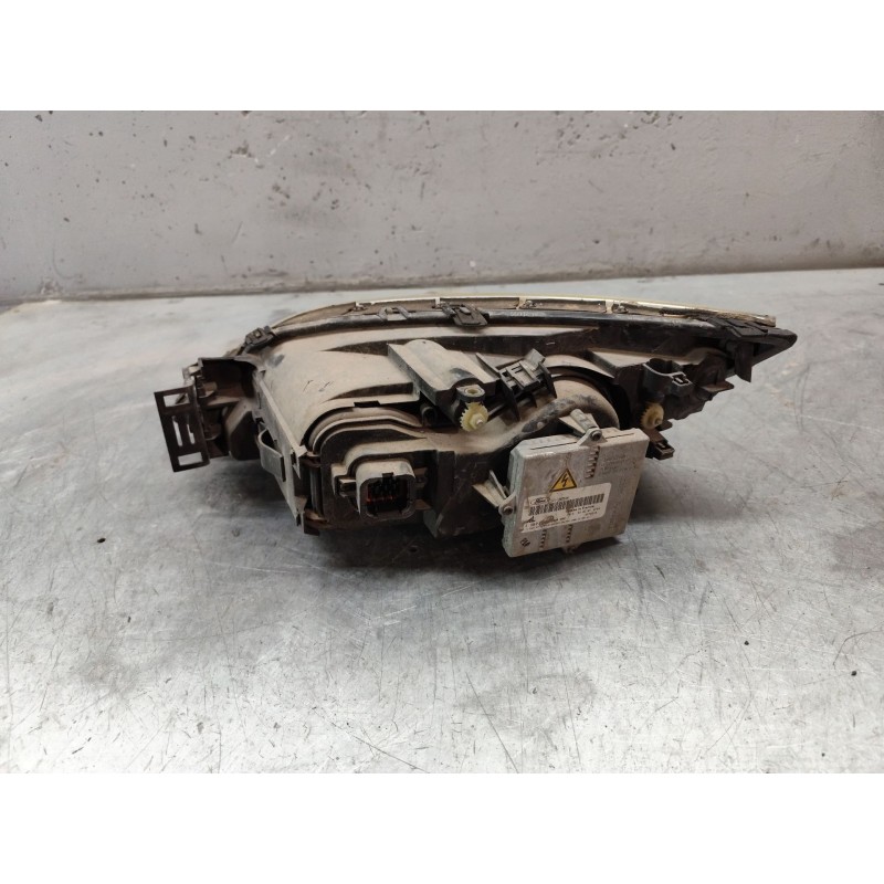 Recambio de faro derecho para ford mondeo iii sedán (b4y) 2.0 16v referencia OEM IAM 2