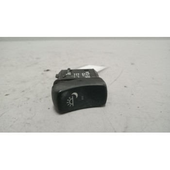 Recambio de interruptor para scania serie p/g/r (c-clase) 15.6 diesel referencia OEM IAM 1421861  