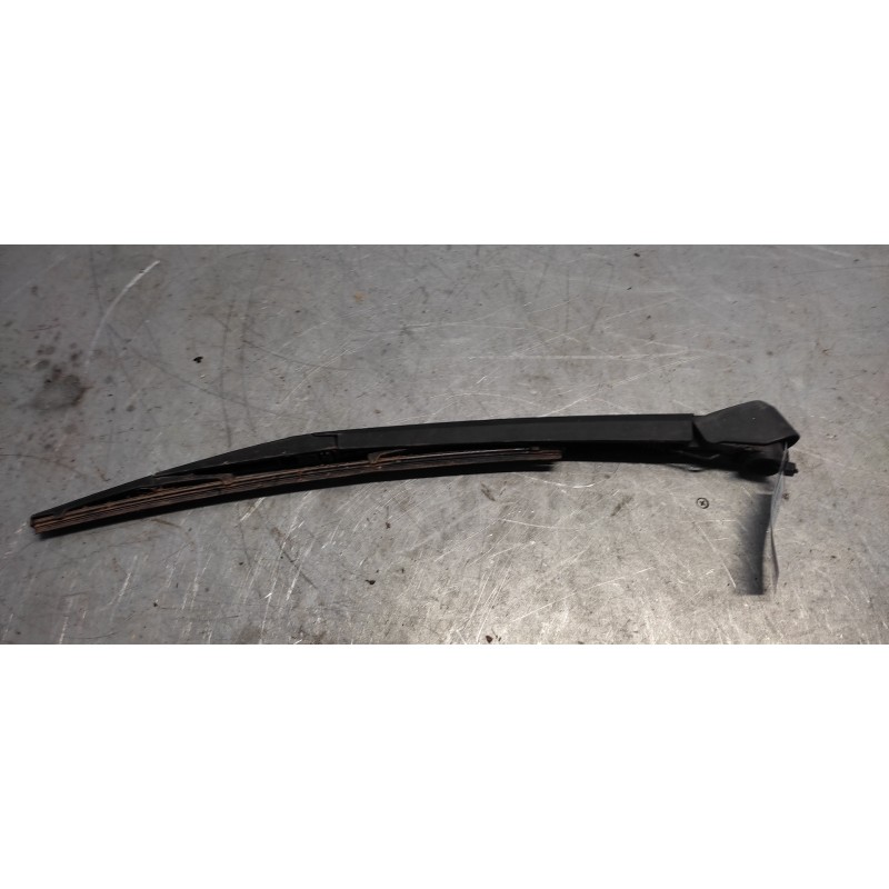 Recambio de brazo limpia trasero para mazda cx-7 (er) active referencia OEM IAM - Blanco 2