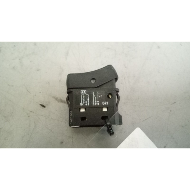 Recambio de interruptor para scania serie p/g/r (c-clase) 15.6 diesel referencia OEM IAM 1421861 - Blanco 2