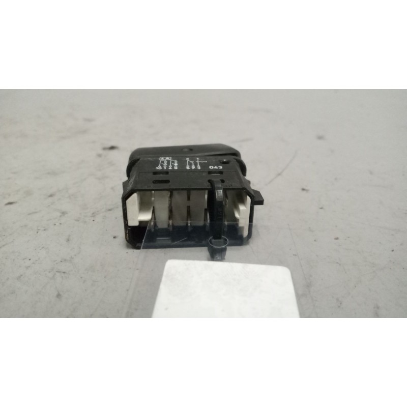Recambio de interruptor para scania serie p/g/r (c-clase) 15.6 diesel referencia OEM IAM 1421861 - Blanco 4