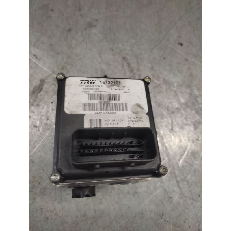 Recambio de abs para peugeot 407 st confort referencia OEM IAM 15732201 3