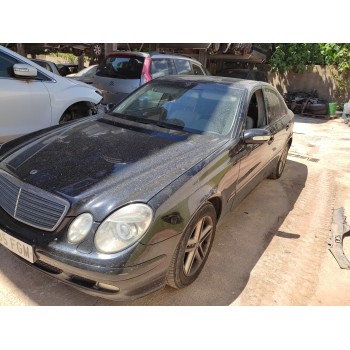 mercedes-benz clase e (w211) berlina del año 2003