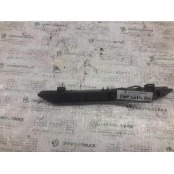 Recambio de luz central de freno para opel zafira a blue line referencia OEM IAM 90582025 2 PINS 