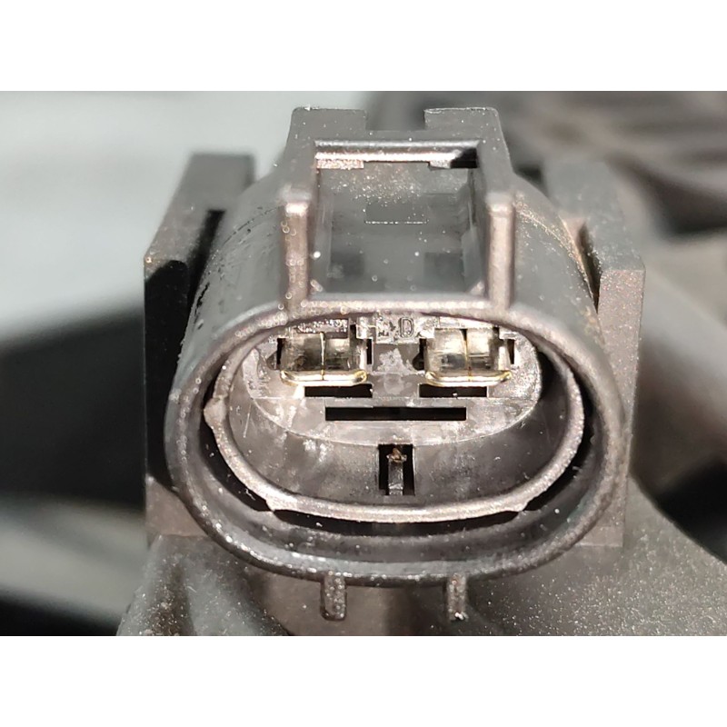 Recambio de electroventilador para ssangyong rexton rx 270 full referencia OEM IAM 8821008051 - Negro 2