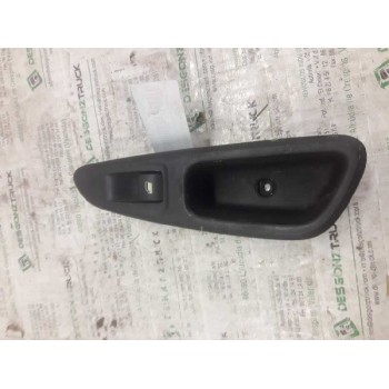 MANDO ELEVALUNAS TRASERO DERECHO 96573850XT 4 PINS 