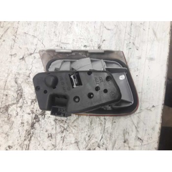 Recambio de piloto trasero izquierdo para bmw serie 3 berlina (e46) 320d referencia OEM IAM  TAPA MALETERO 