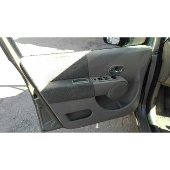 renault modus del año 2004