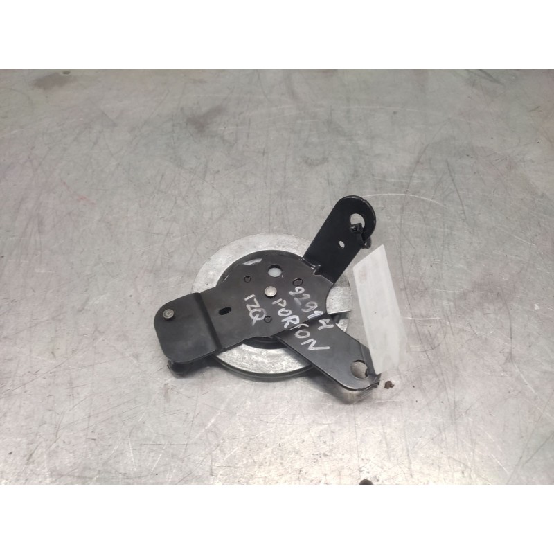 Recambio de retenedor puerta para land rover discovery v6 td se referencia OEM IAM TAPA MALETERO IZQUIERDO - Verde 2