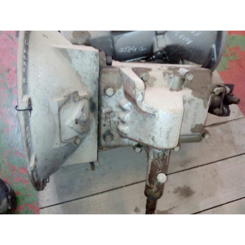 Recambio de caja cambios para ebro trucks d .. referencia OEM IAM 4 VELOCIDADES  