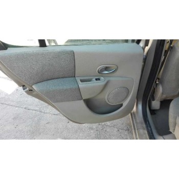 renault modus del año 2004