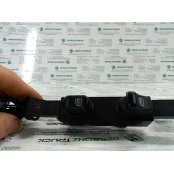 MANDO ELEVALUNAS DELANTERO IZQUIERDO ESTE LLEVA UN BOTÓN EL CUAL INDICA QUE NO SE ABRA EL CRISTAL 