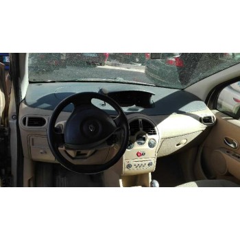 renault modus del año 2004