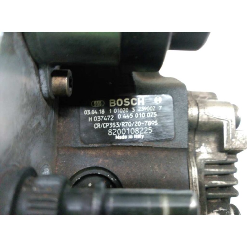 Recambio de bomba inyeccion para renault megane ii berlina 5p confort authentique referencia OEM IAM 8200108225 0445010075 BOSCH 2