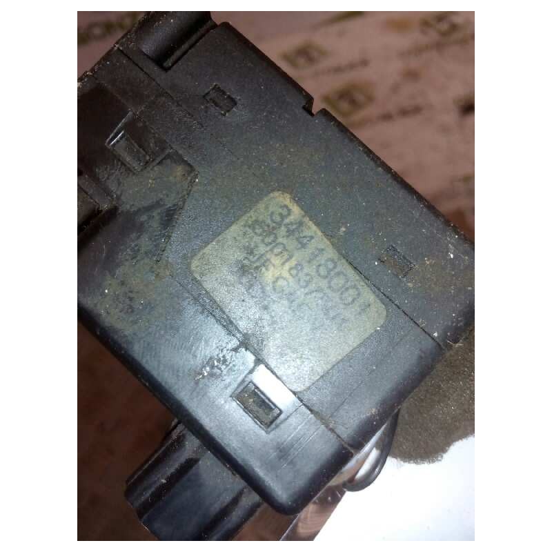 Recambio de mando intermitentes para renault magnum ab 2005 cabina adel.tractor semirr. gv  4x2 4xx.18 gran espacio referencia O - Blanco 3