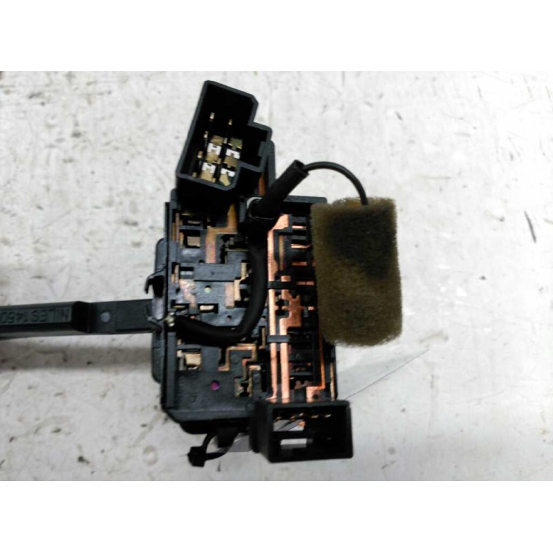 Recambio de mando intermitentes para nissan primera berl./familiar (p10/w10) gx berlina (a,e) referencia OEM IAM - Blanco 2