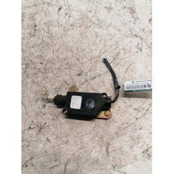 MOTOR CIERRE CENTRALIZADO DELANTERO DERECHO 0K01958350A 2 CABLES 
