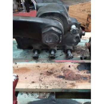 Recambio de caja direccion para iveco eurocargo 7.7 diesel referencia OEM IAM 8161688 8098955183 