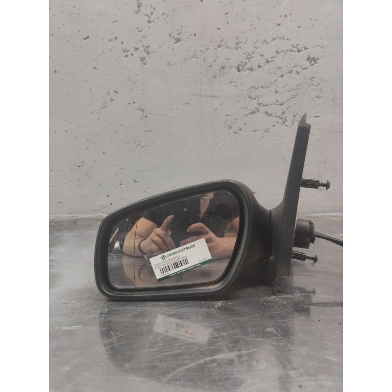 Recambio de retrovisor izquierdo para ford mondeo iii sedán (b4y) 2.0 16v referencia OEM IAM 014236  