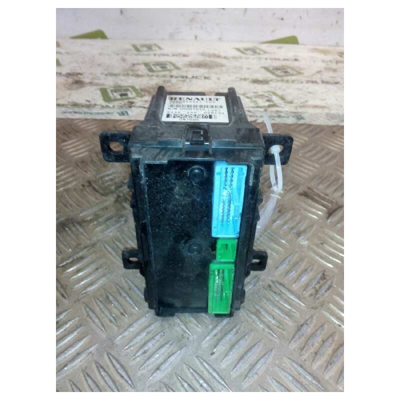 Recambio de modulo electronico para renault magnum ab 2005 cabina adel.tractor semirr. gv  4x2 4xx.18 gran espacio referencia OE - Blanco 2