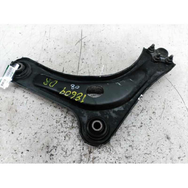 Recambio de brazo suspension inferior delantero derecho para citroën c3 1.4 sx referencia OEM IAM 4