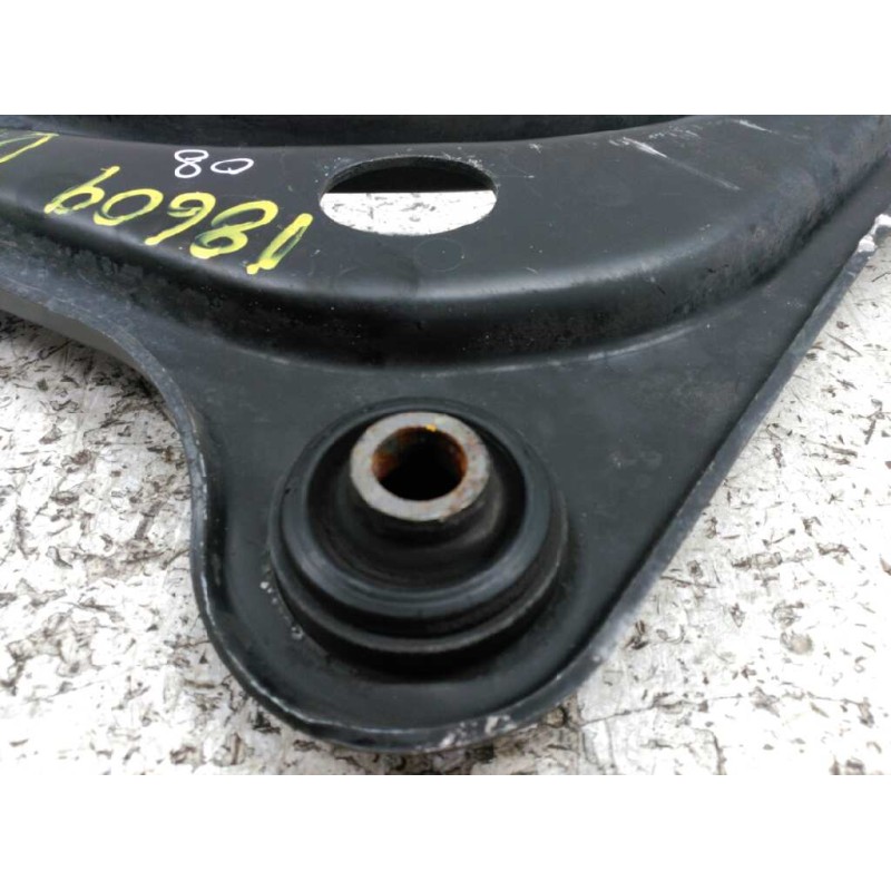 Recambio de brazo suspension inferior delantero derecho para citroën c3 1.4 sx referencia OEM IAM 6