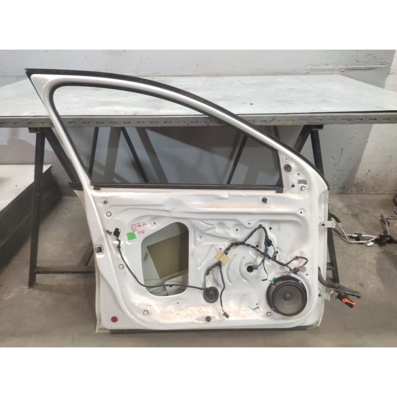 Recambio de puerta delantera izquierda para skoda rapid ambition referencia OEM IAM - Blanco 2