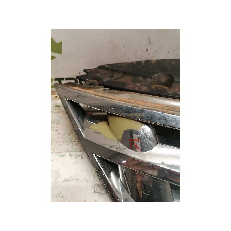 Recambio de rejilla delantera para nissan murano (z50) básico referencia OEM IAM 2