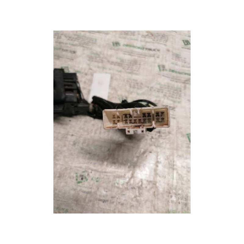 Recambio de mando limpia para hyundai h 1 h 1 combi con puerta de dos referencia OEM IAM  11 PINS 3