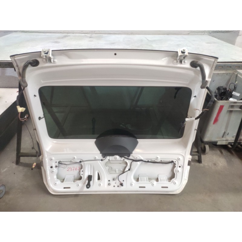 Recambio de porton trasero para skoda rapid ambition referencia OEM IAM - Blanco 2