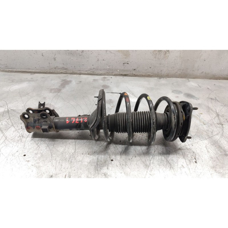 Recambio de amortiguador delantero derecho para hyundai accent (mc) gl referencia OEM IAM - Blanco 2