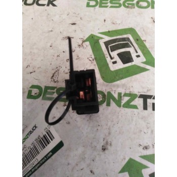 Recambio de boton antivaho para renault maxity fg 150.35/45 referencia OEM IAM  BOTON ANTIVAHO RETROVISORES 
