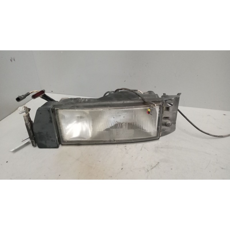 Recambio de faro derecho para iveco eurotech cursor (mh) 7.8 diesel referencia OEM IAM   