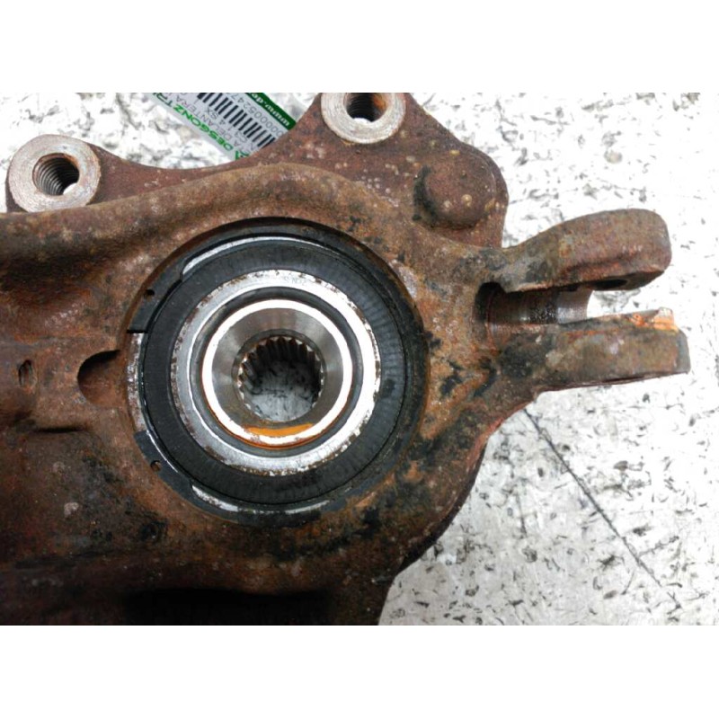 Recambio de mangueta delantera izquierda para citroën c3 1.4 sx referencia OEM IAM 4