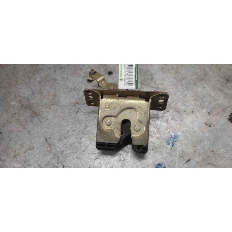 Recambio de cerradura maletero / porton para opel vectra b berlina básico referencia OEM IAM 3