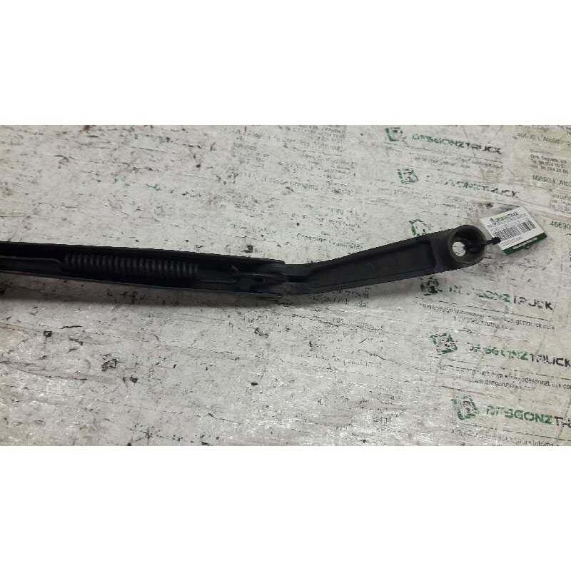 Recambio de brazo limpia delantero derecho para hyundai accent (lc) gl 5p referencia OEM IAM - Azul 2