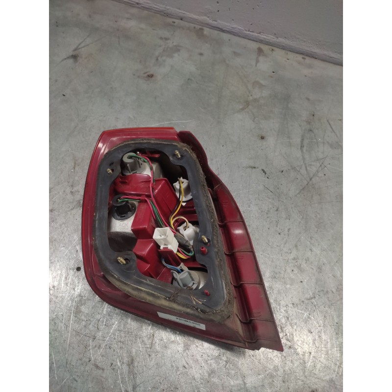 Recambio de piloto trasero derecho para daewoo nubira berlina cdx referencia OEM IAM 3