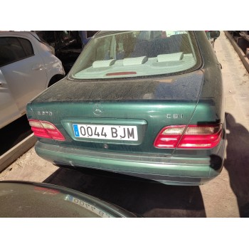 mercedes-benz clase e (w210) berlina diesel del año 2001