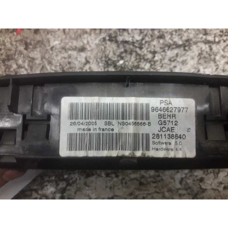 Recambio de mando climatizador para peugeot 307 (s1) xs referencia OEM IAM 9646627977 281138640 26/6/6 PINS 2