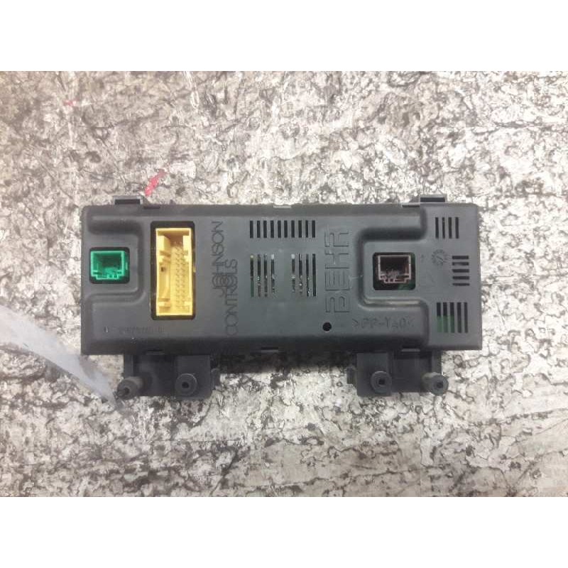 Recambio de mando climatizador para peugeot 307 (s1) xs referencia OEM IAM 9646627977 281138640 26/6/6 PINS 3