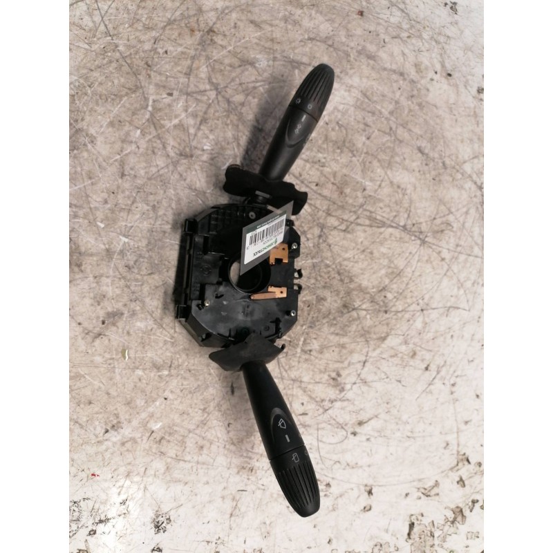 Recambio de mando multifuncion para fiat punto berlina (188) 1.2 8v referencia OEM IAM A223  