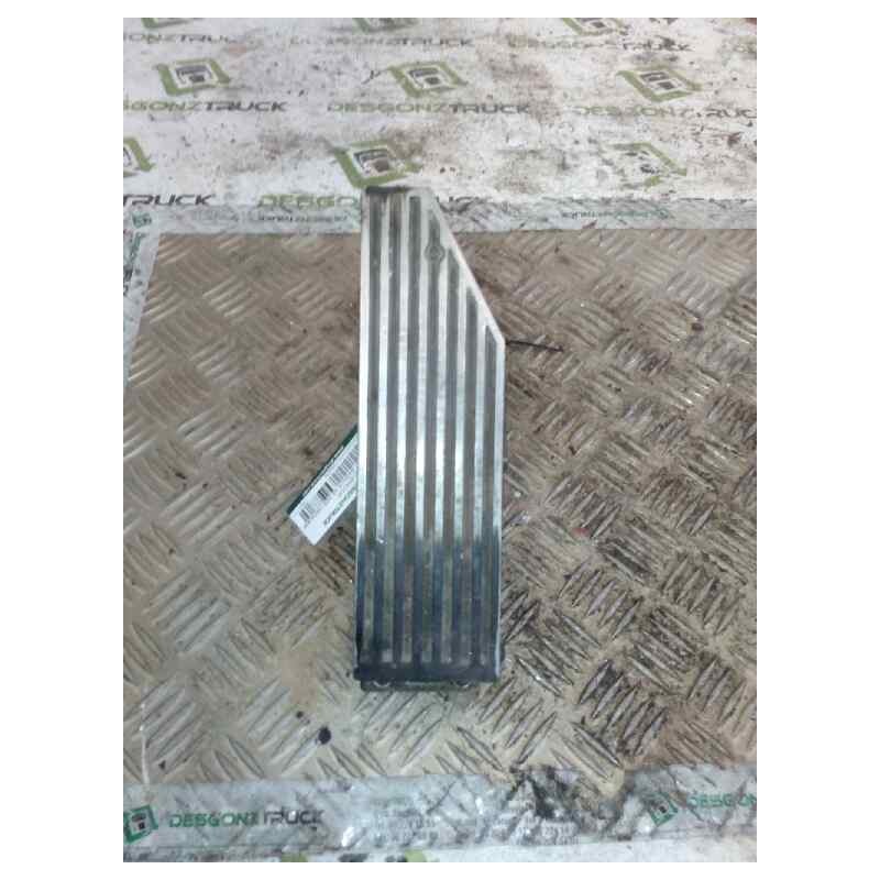 Recambio de pedal acelerador para renault magnum ab 2005 cabina adel.tractor semirr. 4x2 4xx.18 gran espacio referencia OEM IAM - Blanco