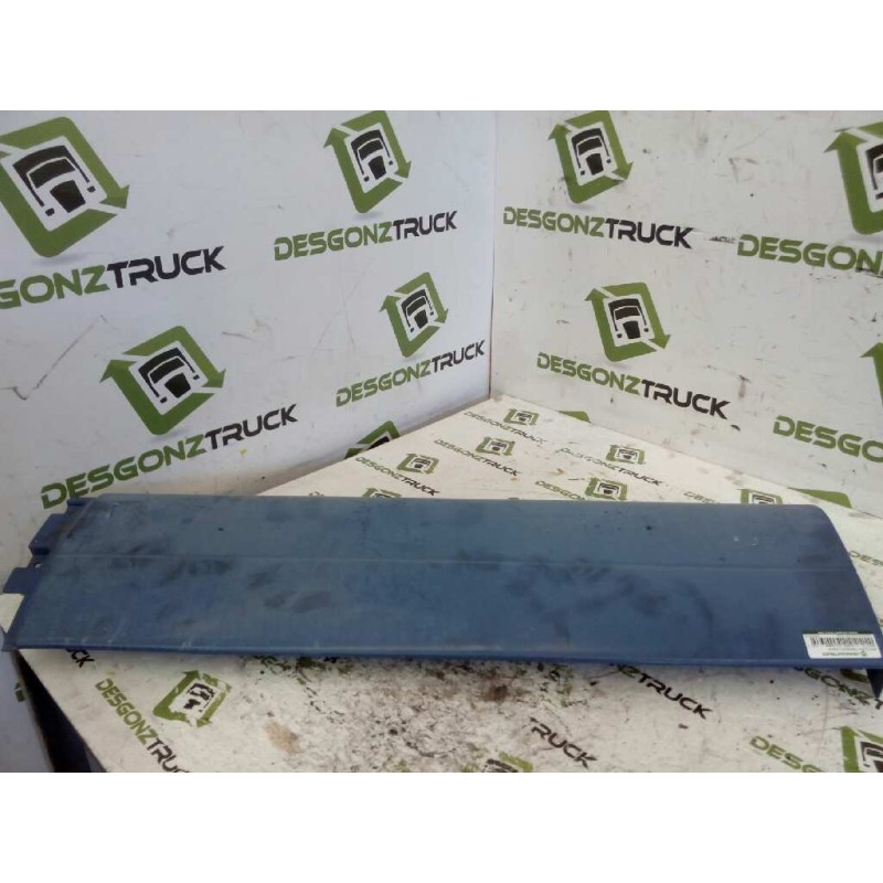 Recambio de moldura trasera cabina para man tg - a 18.xxx 12.0 diesel referencia OEM IAM 81615100347 PARTE IZQUIERDA 