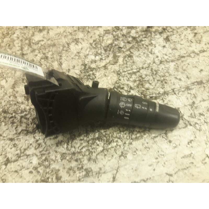 Recambio de mando limpia para nissan almera (n16/e) acenta referencia OEM IAM 25260 AV770 12 PINS 
